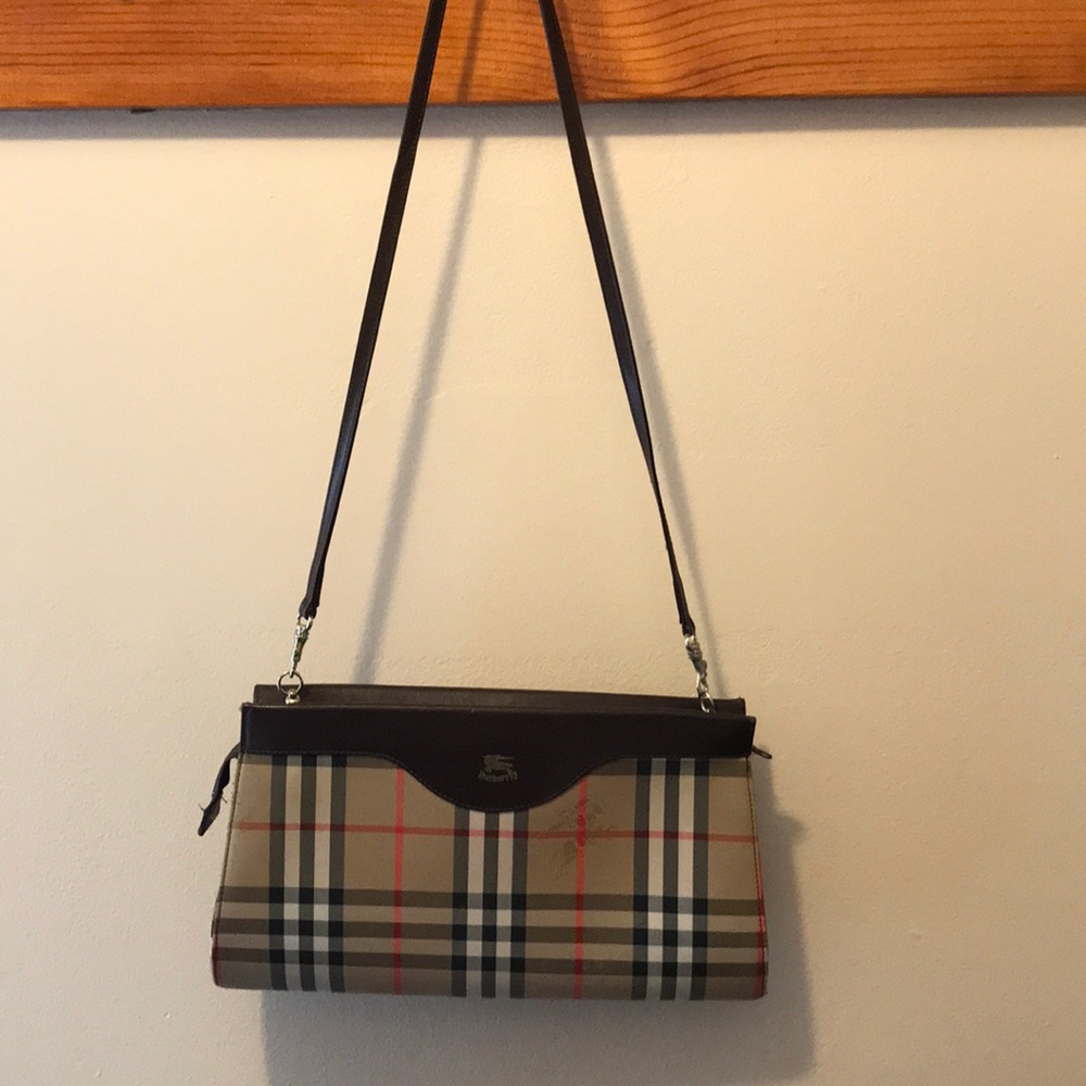 Burberry shoulder clutch